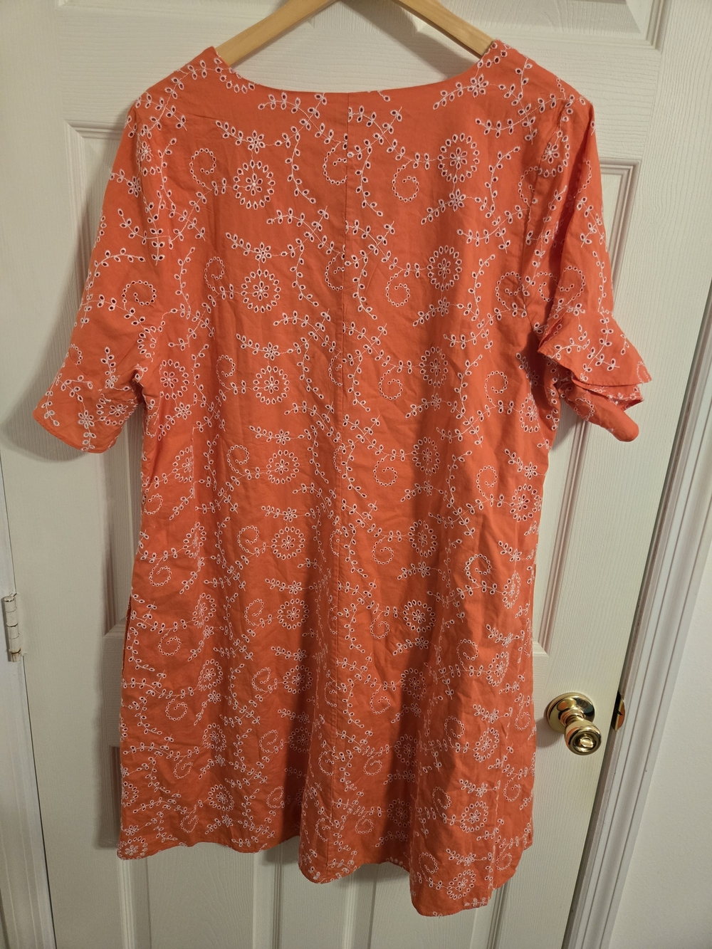 Isaac Mizrahi Coral V-Neck White Eyelet Cotton Short Dress Size 22W Pockets - Picture 6 of 7